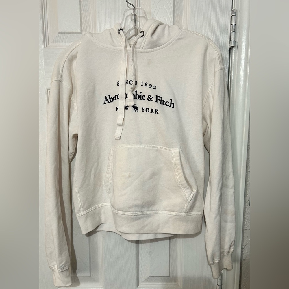 Abercrombie & Fitch Off-White / Cream Sweatshirt